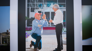 I'm Really Struggling To Understand This Bizarre Bernie Ecclestone Photo